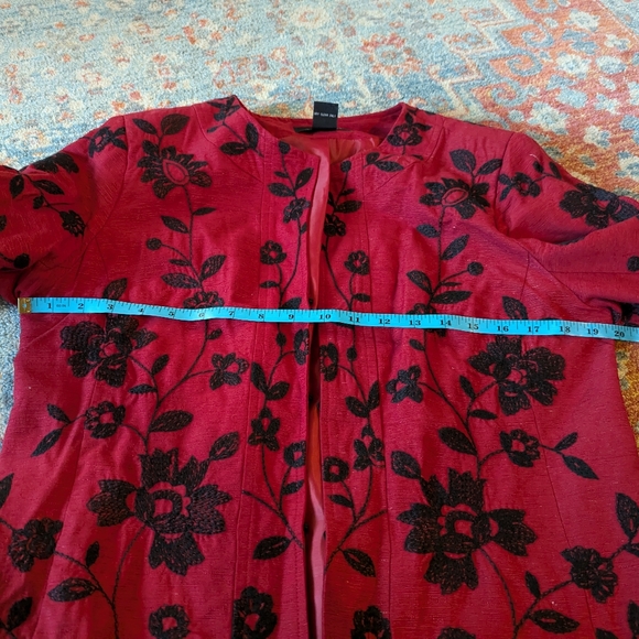 Trenz Women’s Large Silk Blend Embroidered Long Sleeve Red Black Jacket - Picture 8 of 10